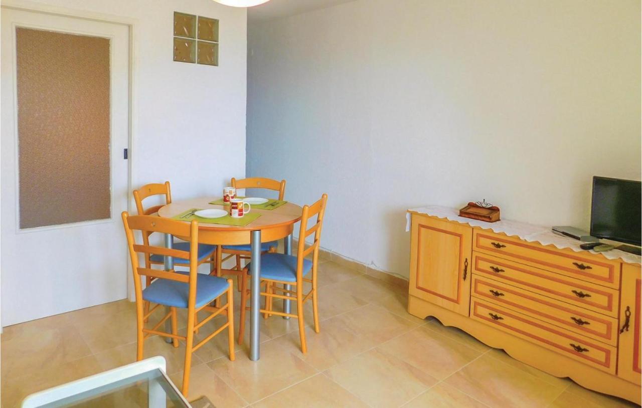 Cozy Apartment In Torrevieja-La Mata With Kitchen Exteriér fotografie